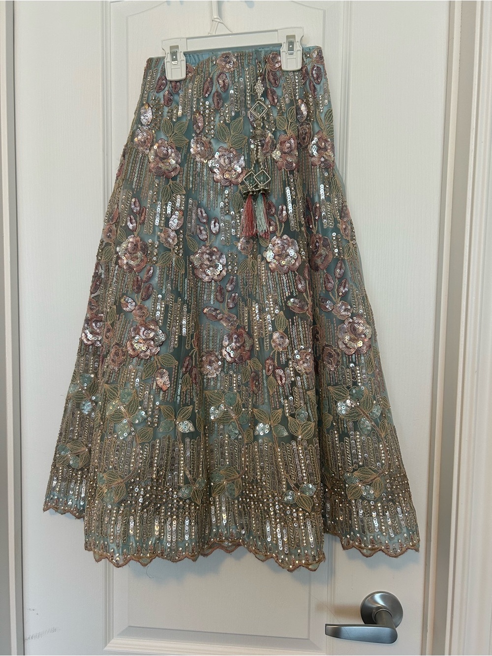 Girls Lehenga - Picture 8 of 10